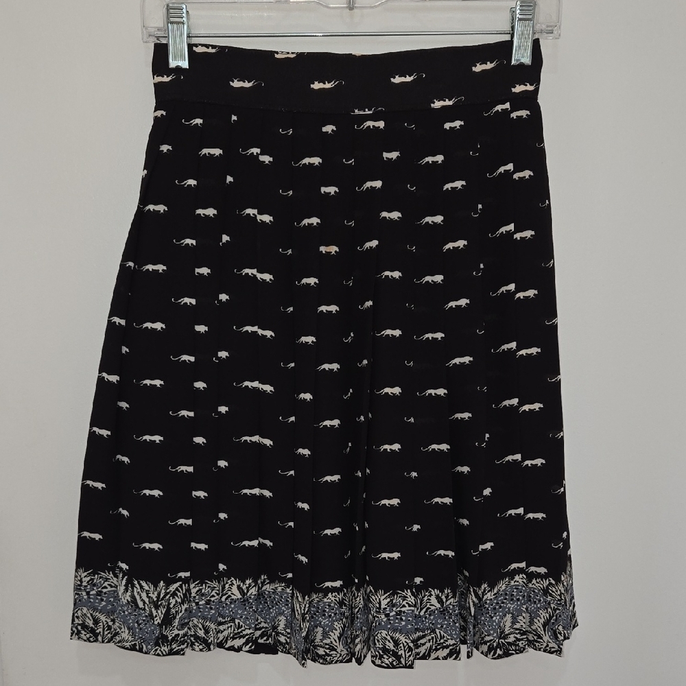 Elegant Black Animal Pattern A-Line Pleated Officewear Skirt
